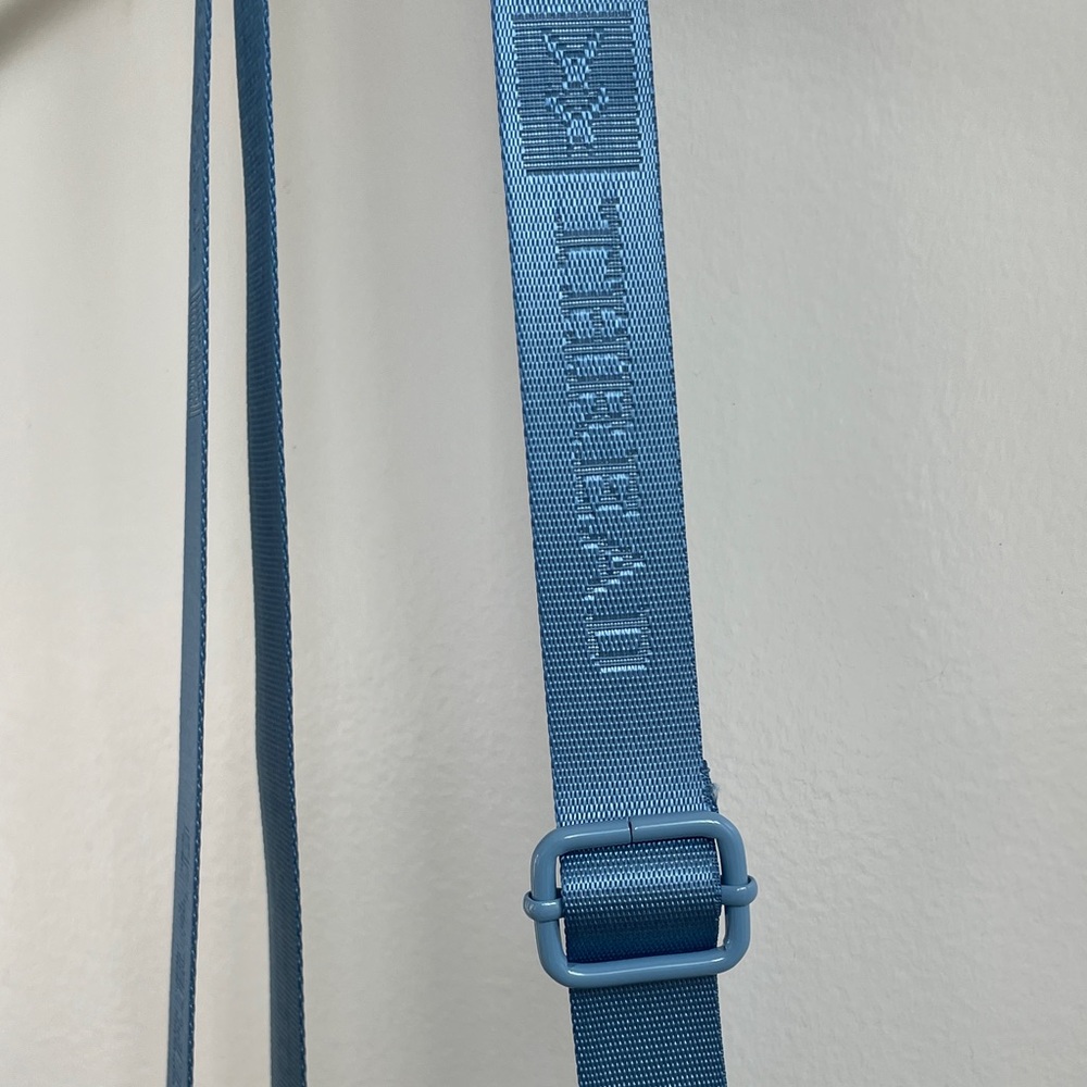 Thread Wallets Multicolor Waterbottle Aqua Sling … - image 2